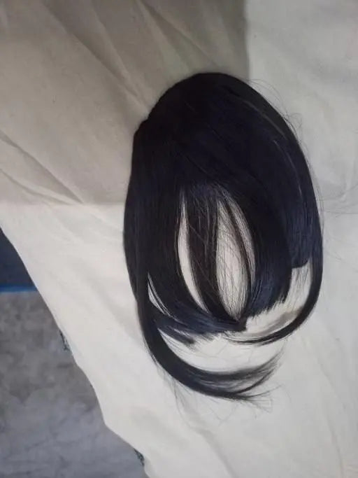 Natural-Looking Black Clip In Bangs - DECORATION HUB